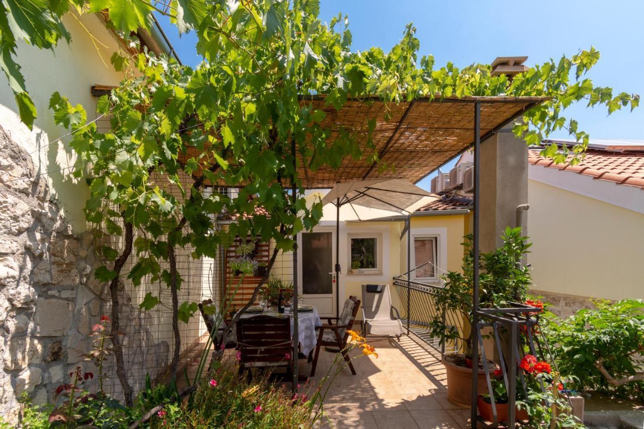 Mediterranean Terrace Apartment With Bikes & Sup Скрадин Екстериор снимка