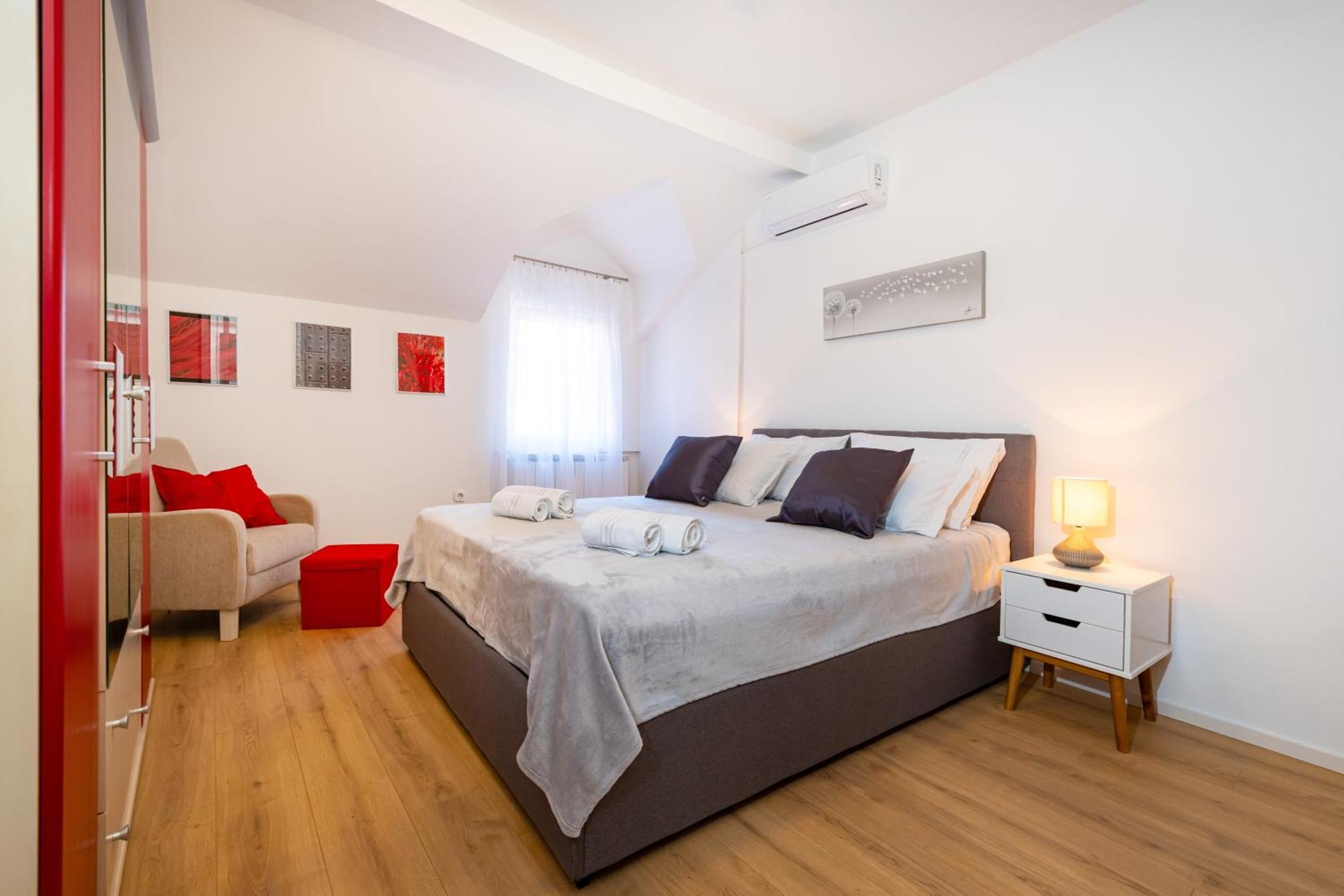 Mediterranean Terrace Apartment With Bikes & Sup Скрадин Екстериор снимка