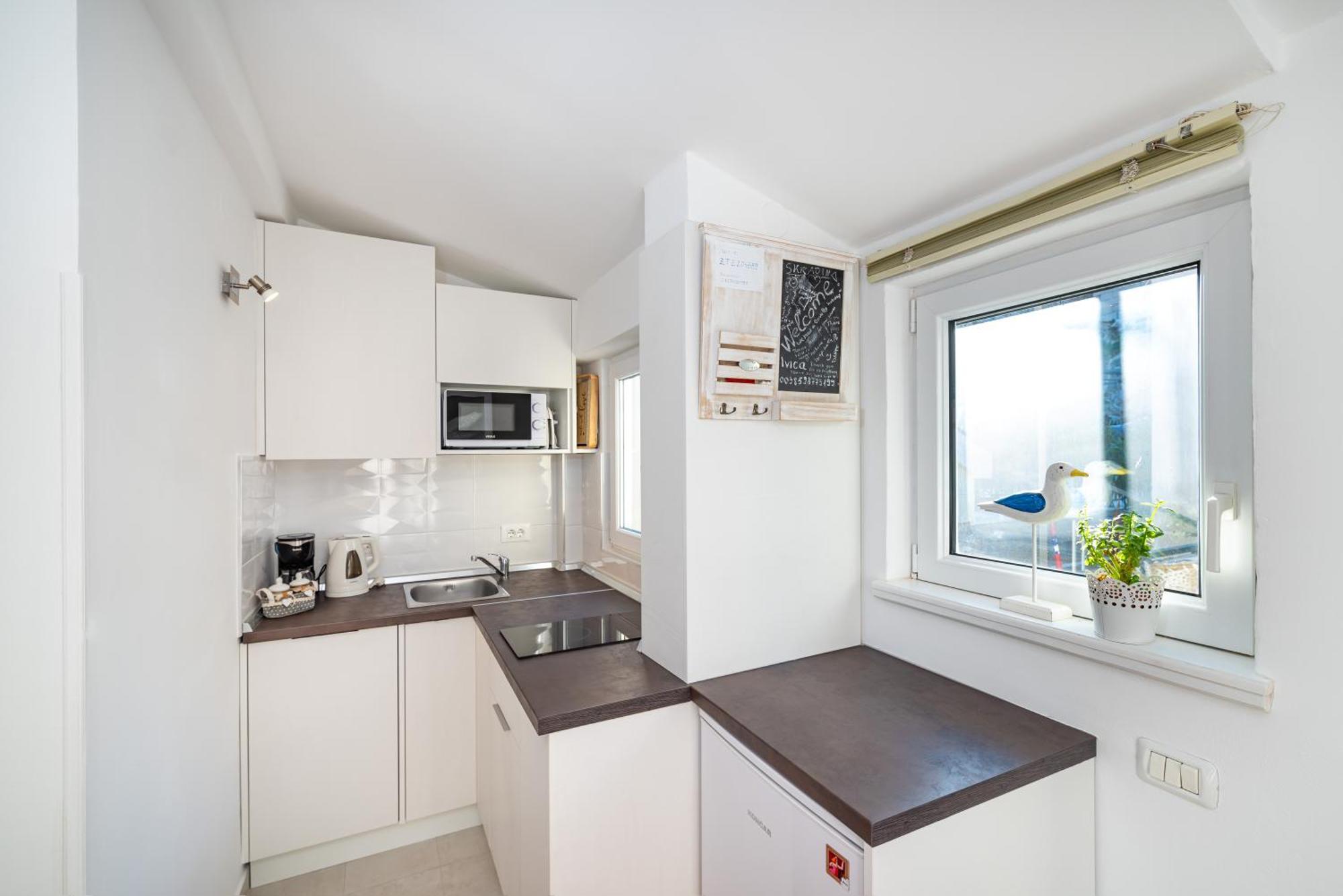 Mediterranean Terrace Apartment With Bikes & Sup Скрадин Екстериор снимка
