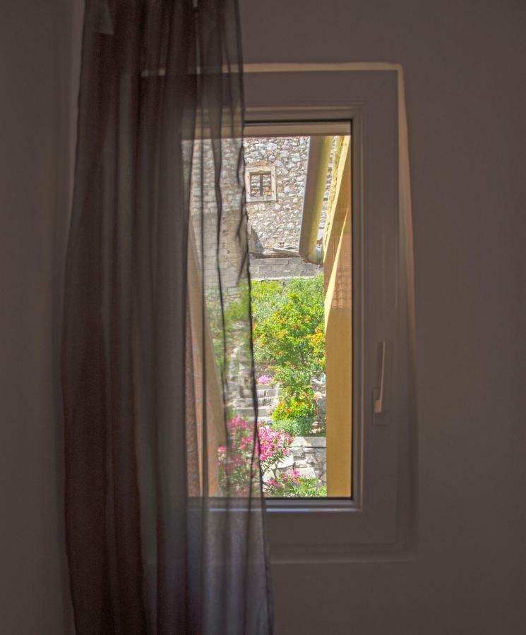 Mediterranean Terrace Apartment With Bikes & Sup Скрадин Екстериор снимка