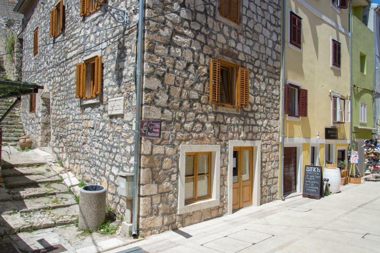 Mediterranean Terrace Apartment With Bikes & Sup Скрадин Екстериор снимка